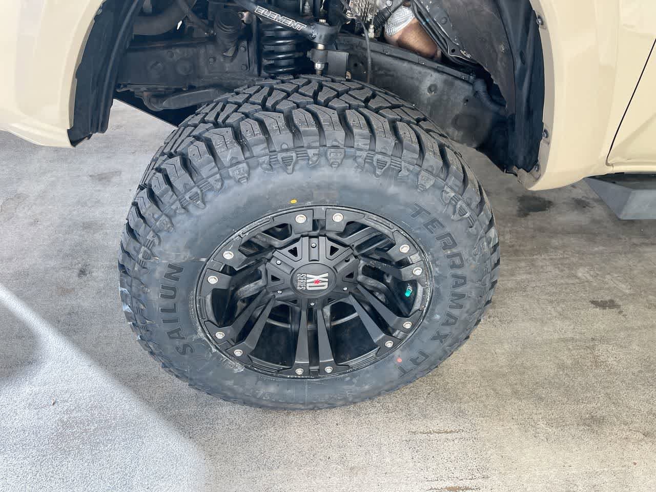 Thumbnail: 2017 Toyota Tacoma - 10