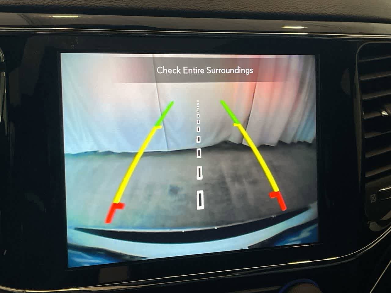 Thumbnail: 2021 Jeep Grand Cherokee - 17