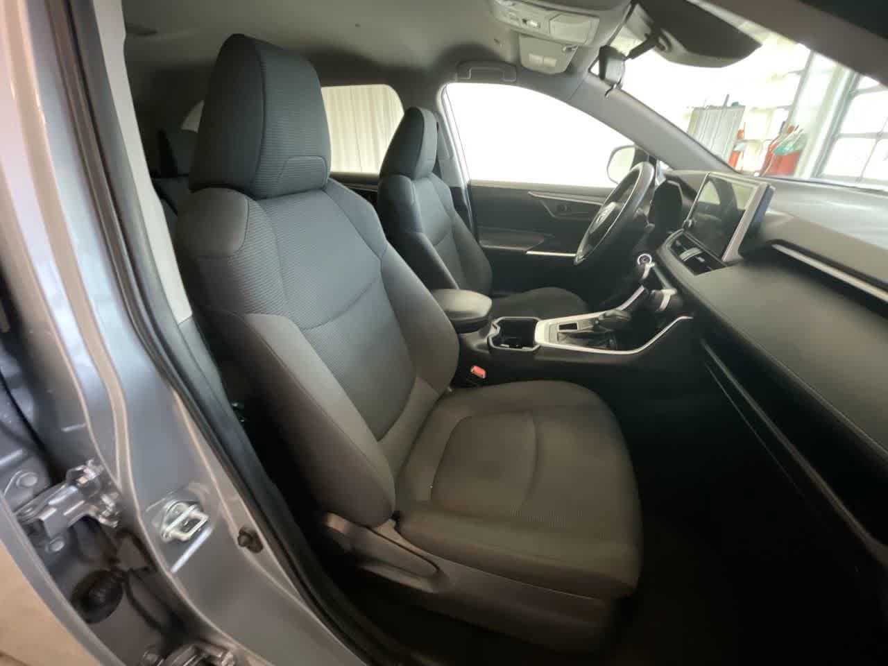 Thumbnail: 2024 Toyota RAV4 - 24