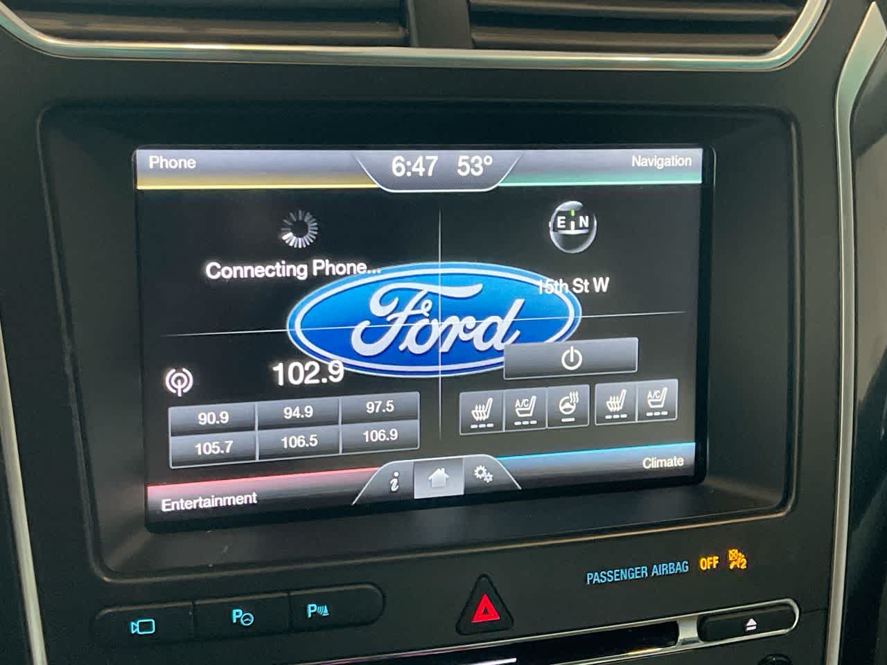 Thumbnail: 2016 Ford Explorer - 16
