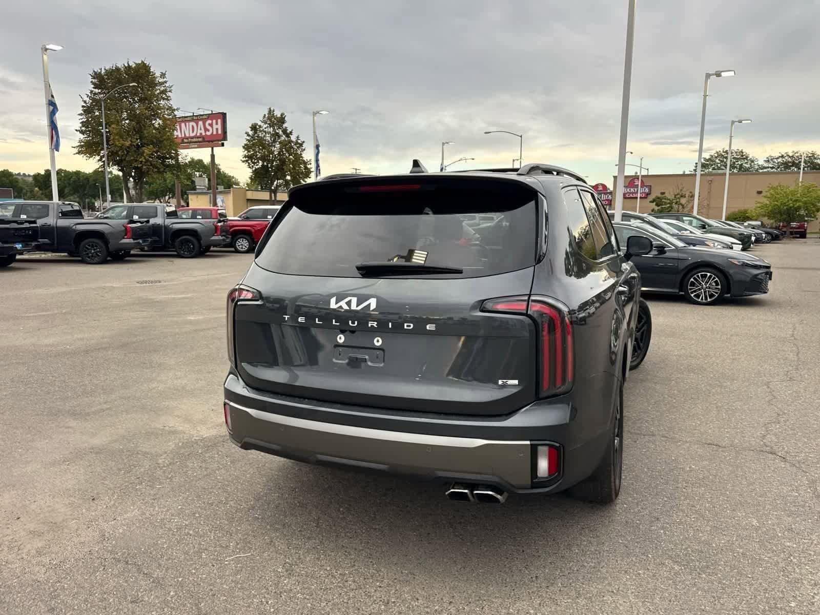 Thumbnail: 2023 Kia Telluride - 23