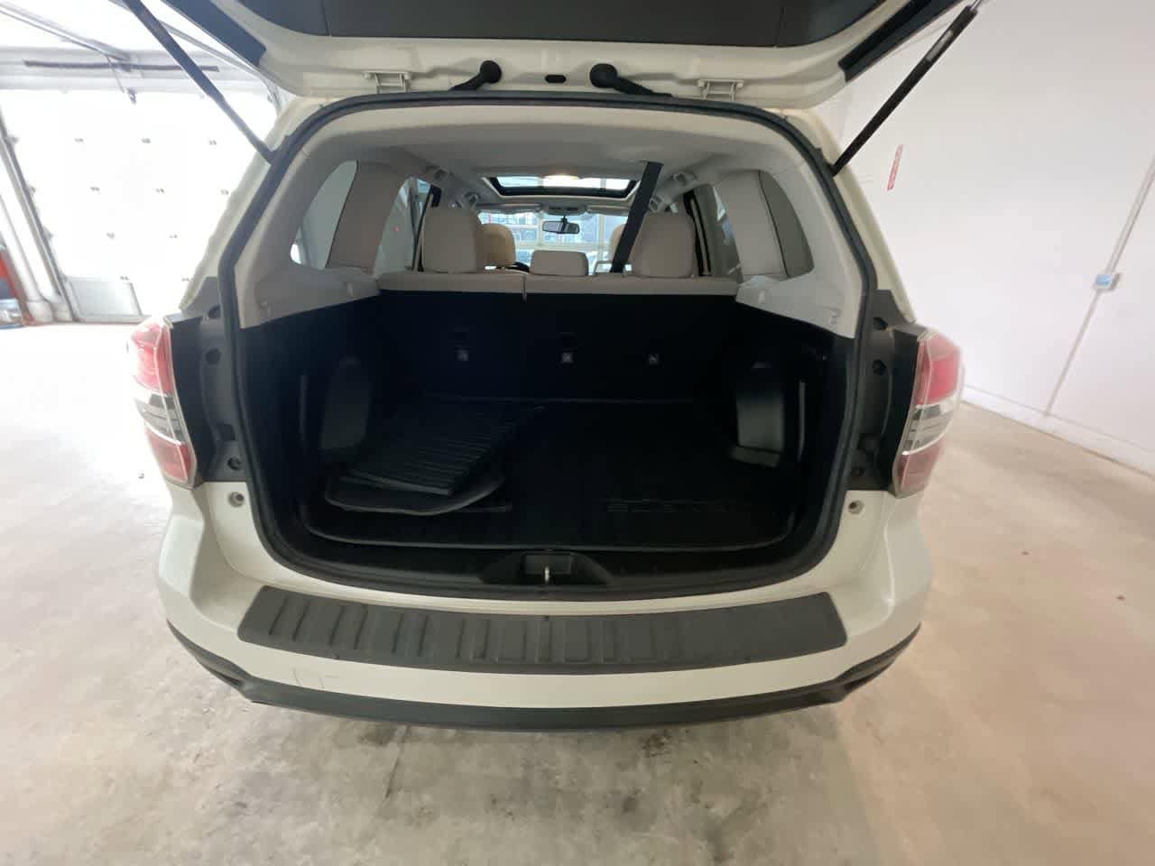 Thumbnail: 2015 Subaru Forester - 23