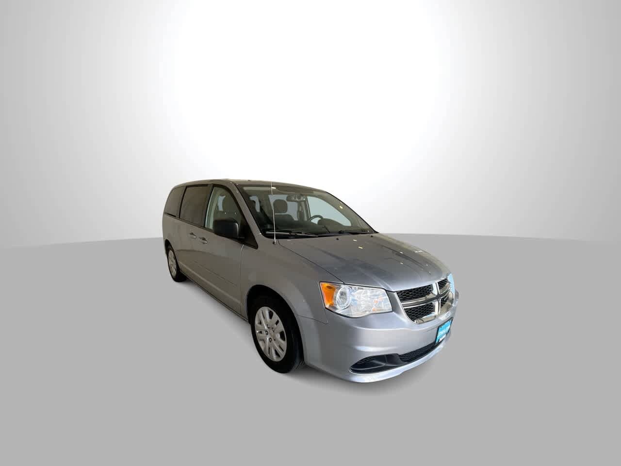 Thumbnail: 2017 Dodge Grand Caravan - 2