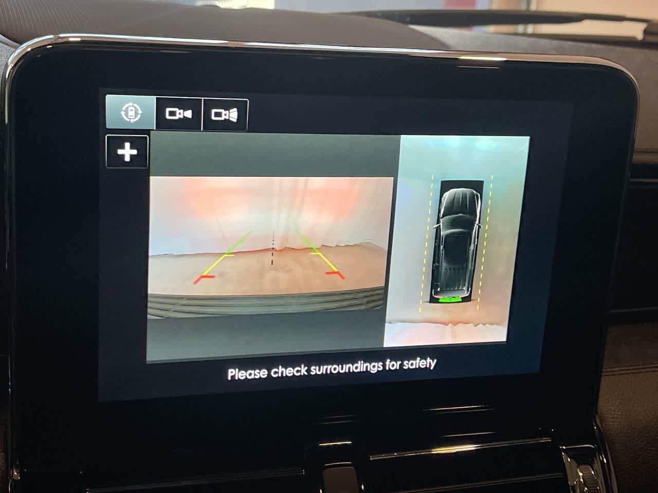 Thumbnail: 2019 Lincoln Navigator L - 17