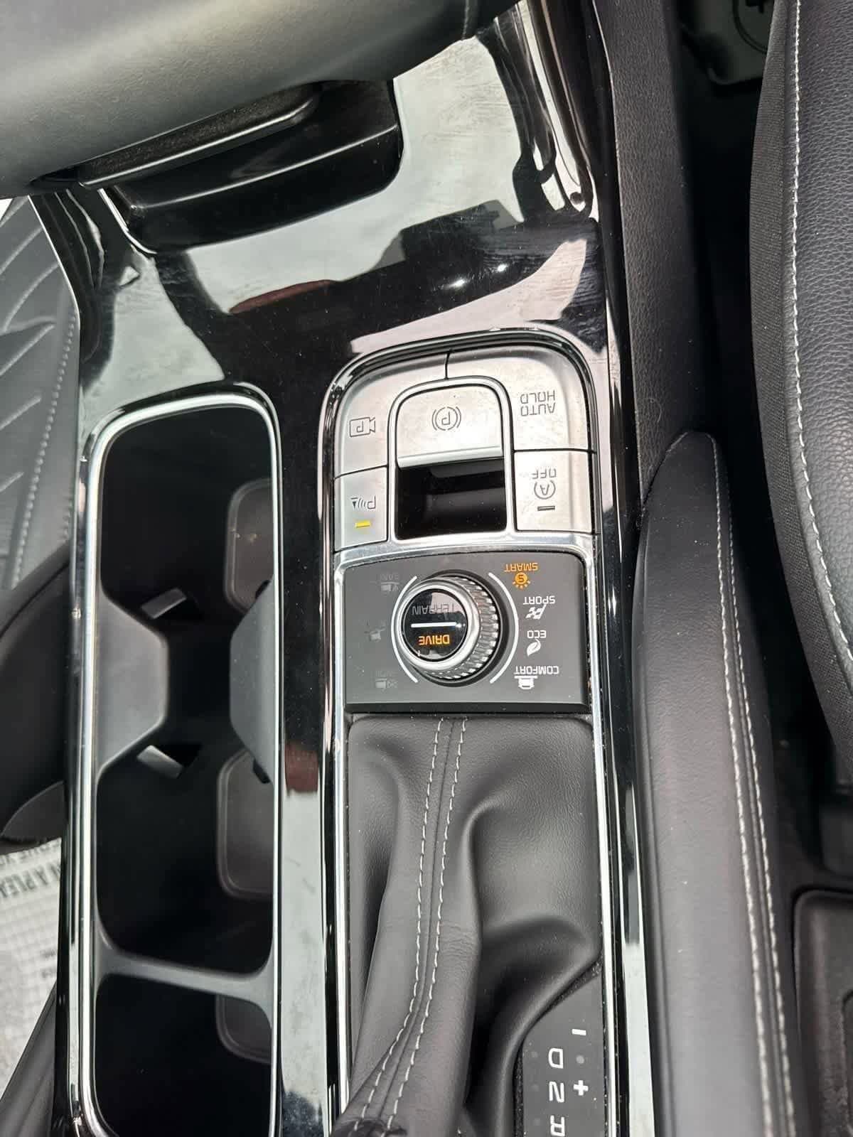Thumbnail: 2023 Kia Telluride - 44