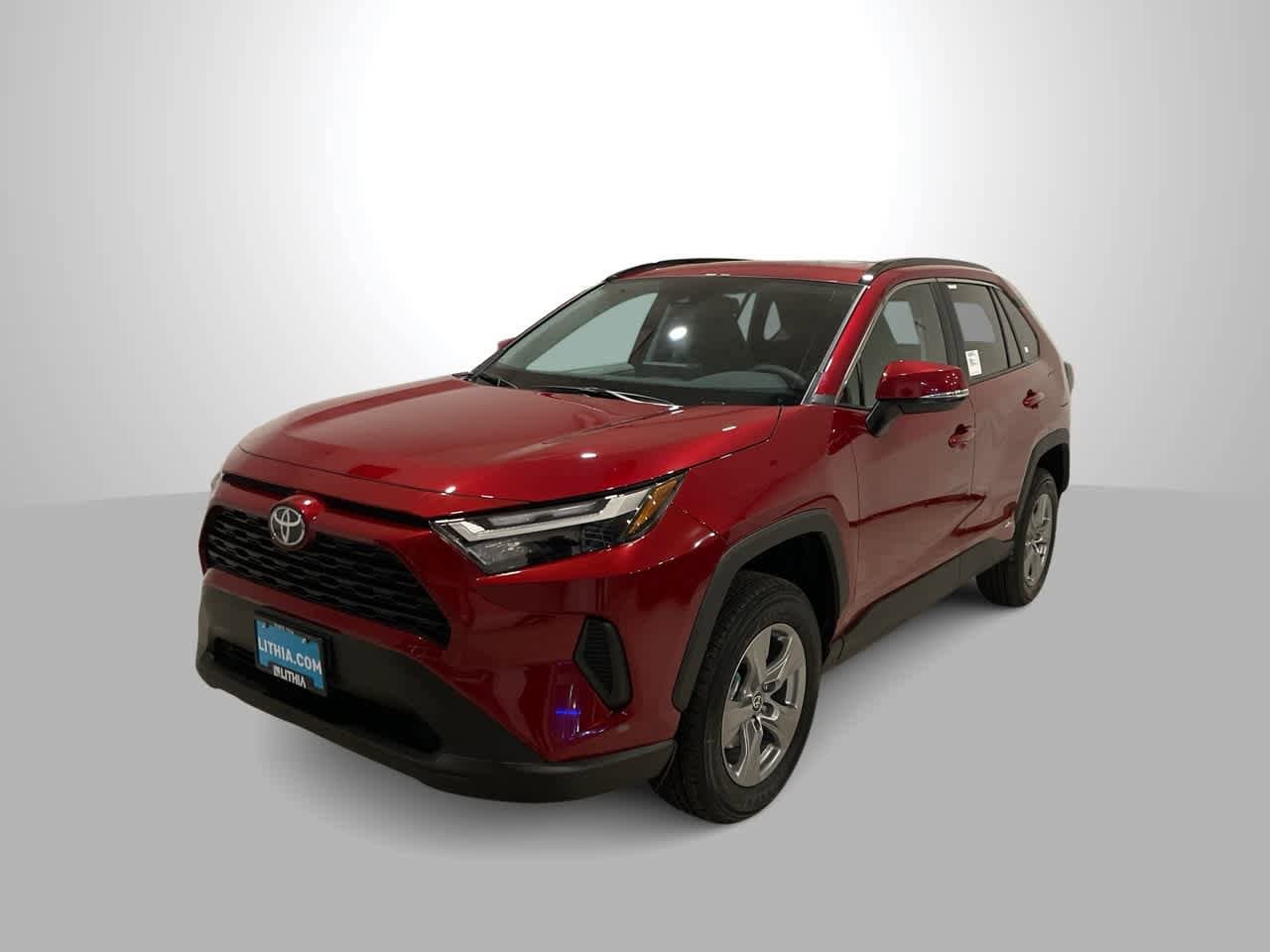 2025 Toyota RAV4 XLE's photo