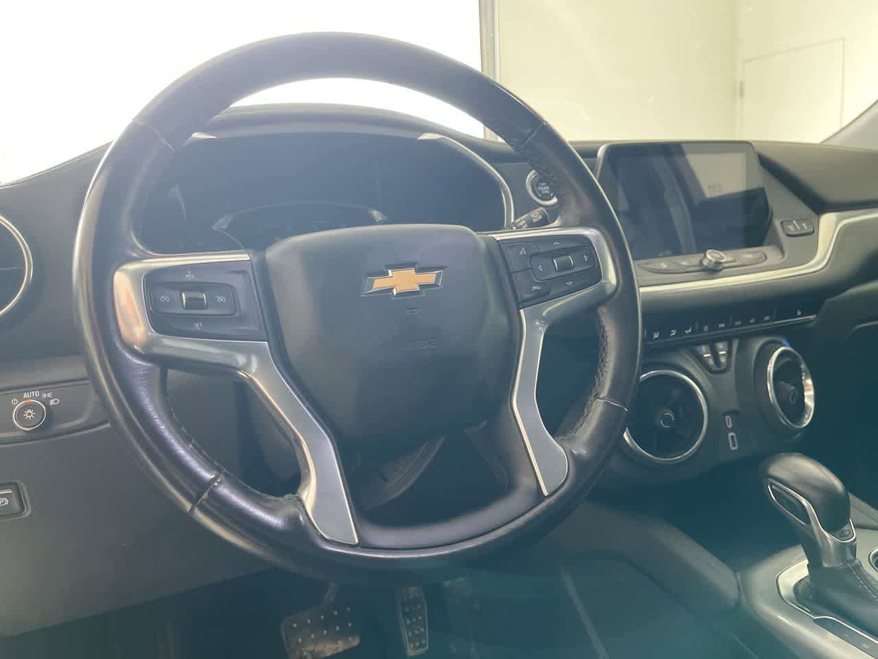 Thumbnail: 2019 Chevrolet Blazer - 14