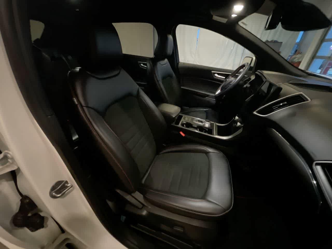 Thumbnail: 2024 Ford Edge - 23