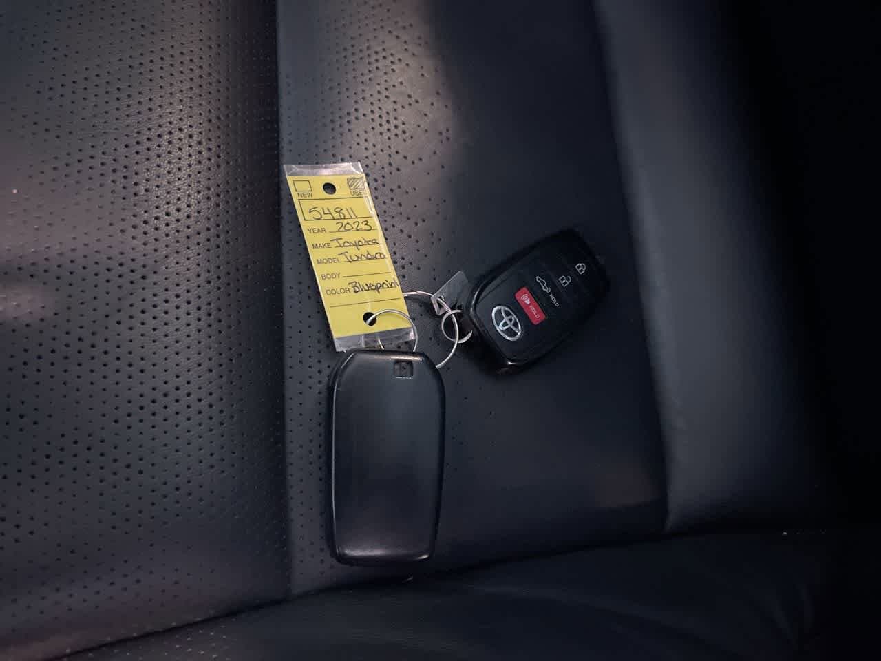 Thumbnail: 2023 Toyota Tundra - 27