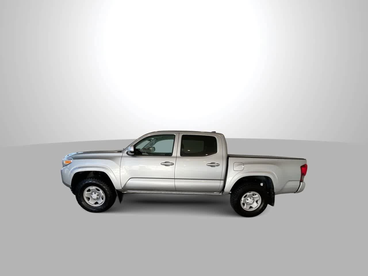 Thumbnail: 2022 Toyota Tacoma - 5