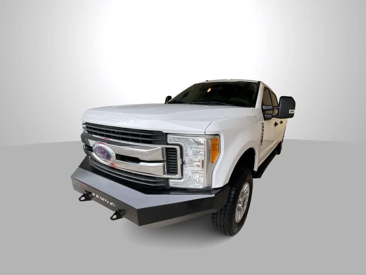 Thumbnail: 2017 Ford Econoline - 4