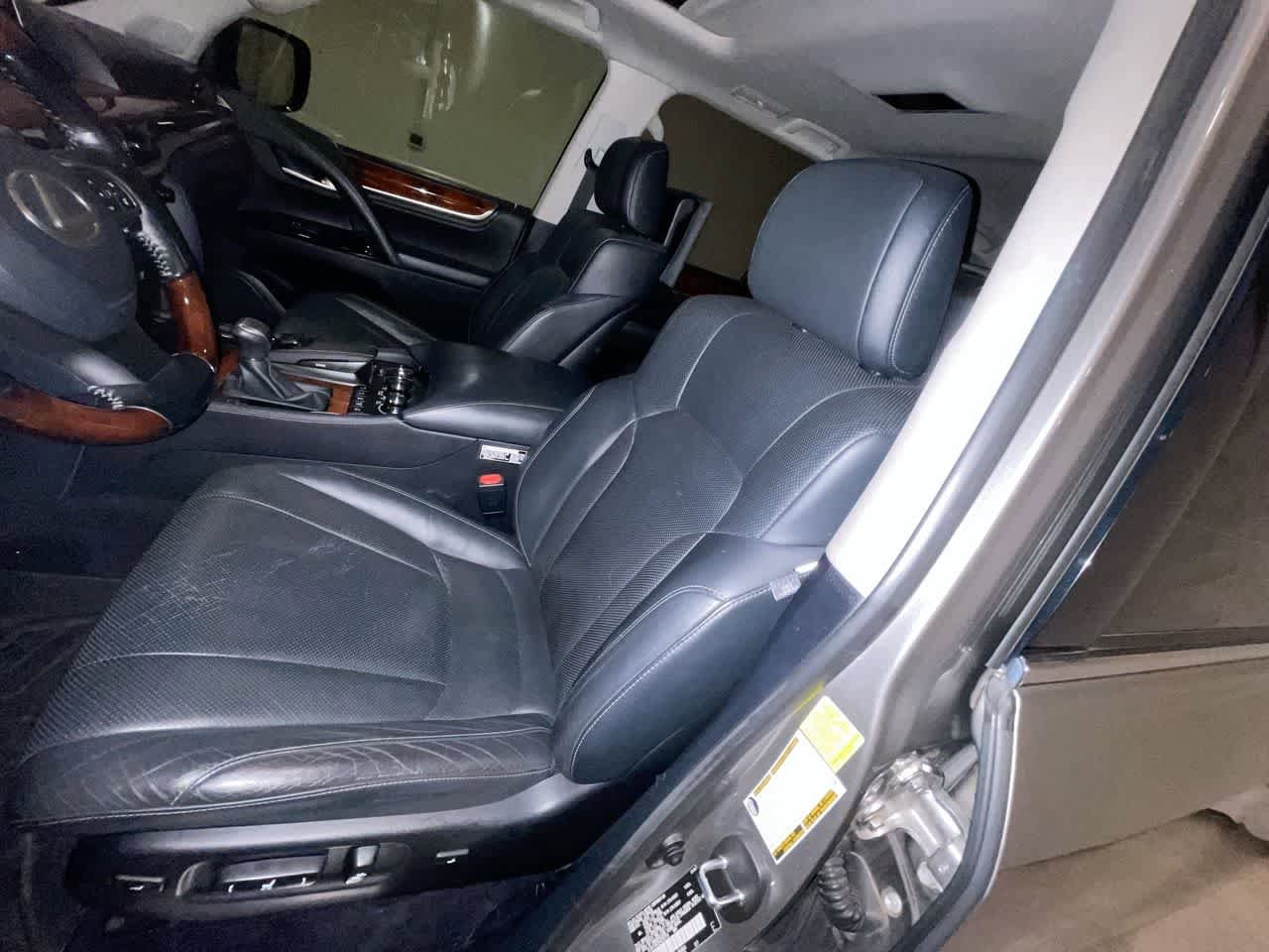 Thumbnail: 2017 Lexus LX - 11