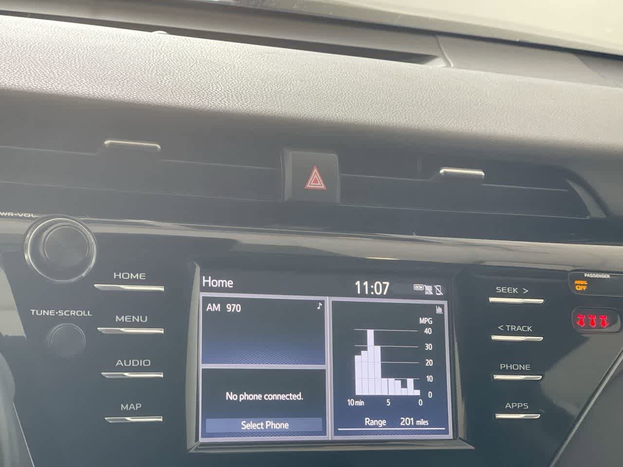 Thumbnail: 2019 Toyota Camry - 16