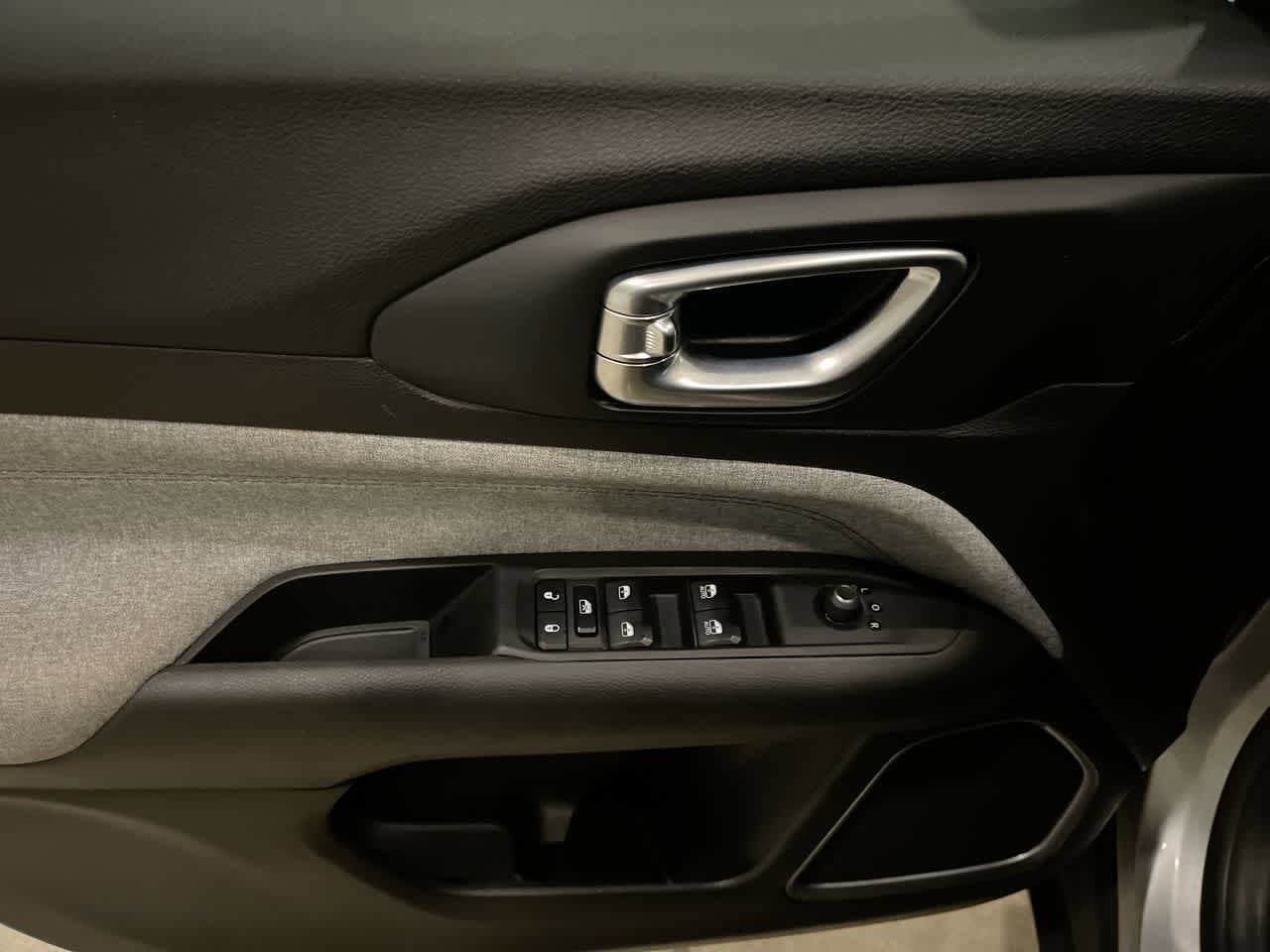 Thumbnail: 2024 Jeep Compass - 13