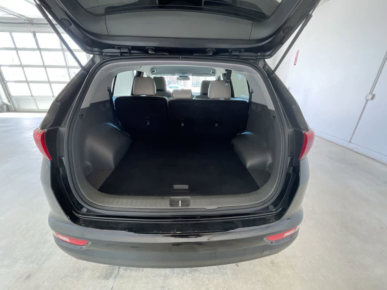 Thumbnail: 2017 Kia Sportage - 22