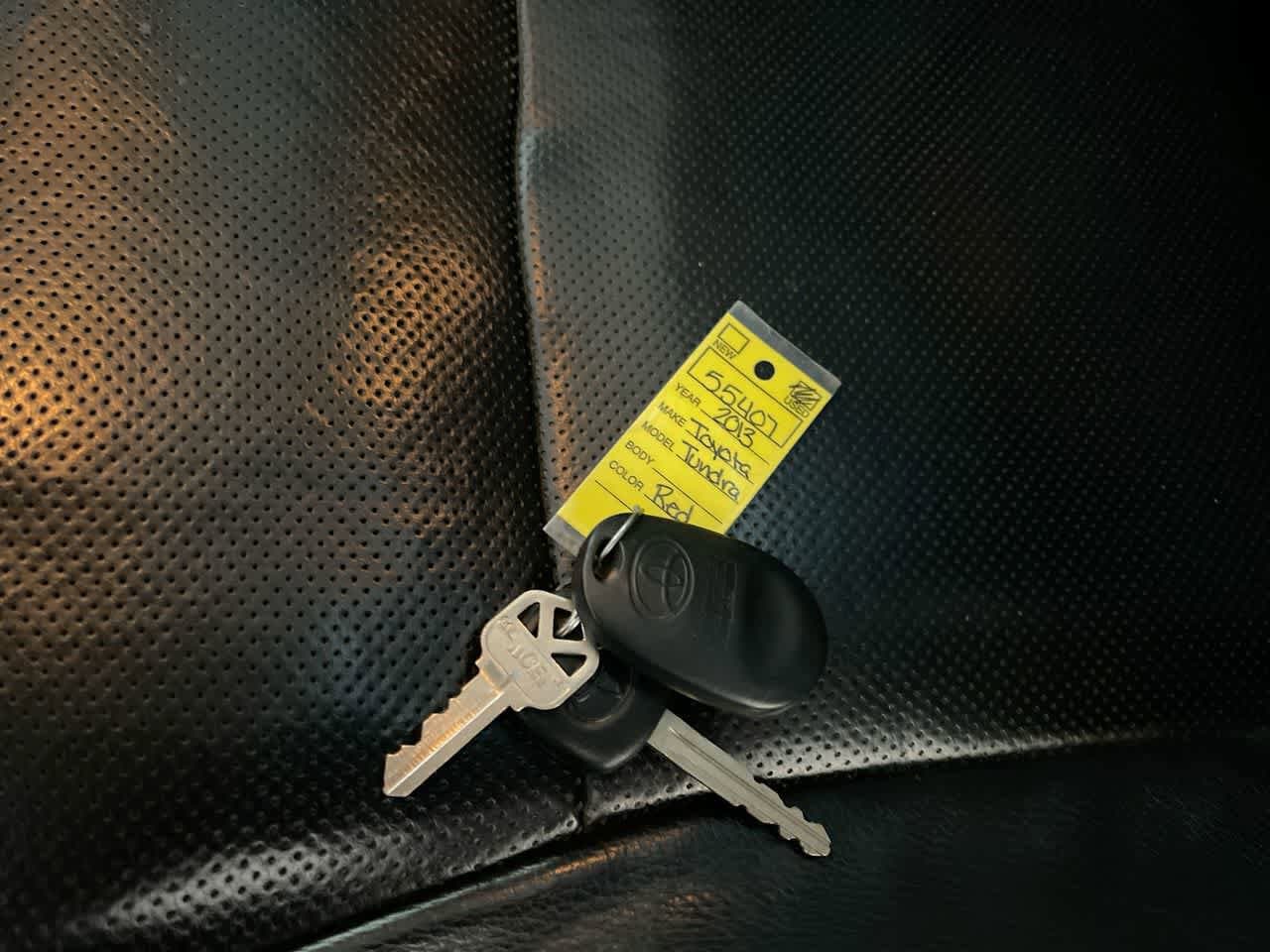 Thumbnail: 2013 Toyota Tundra - 26