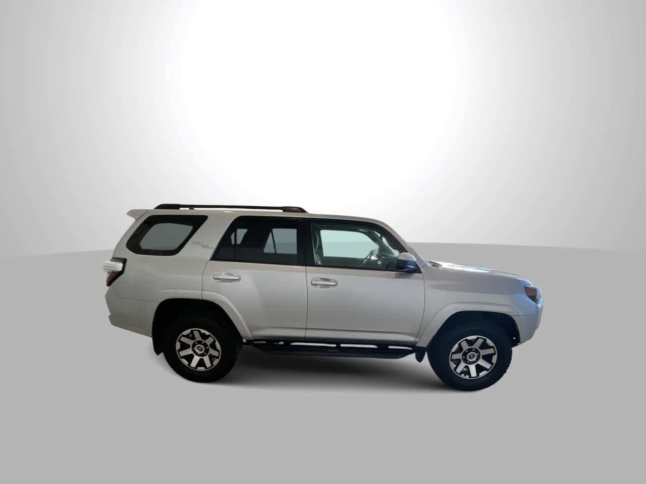 Thumbnail: 2023 Toyota 4Runner - 9