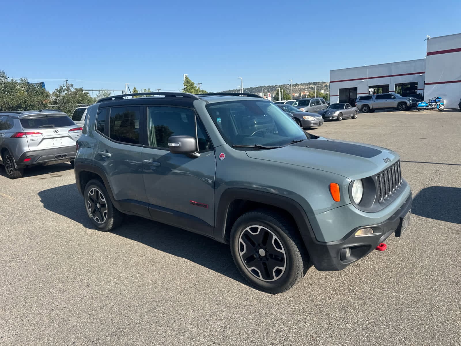Thumbnail: 2015 Jeep Renegade - 7