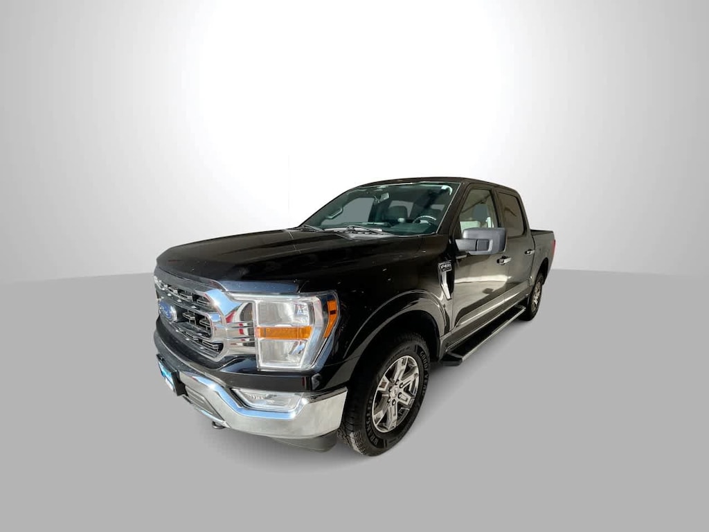 Used 2022 Ford F-150 XLT 4WD SuperCrew 5.5 Box Truck