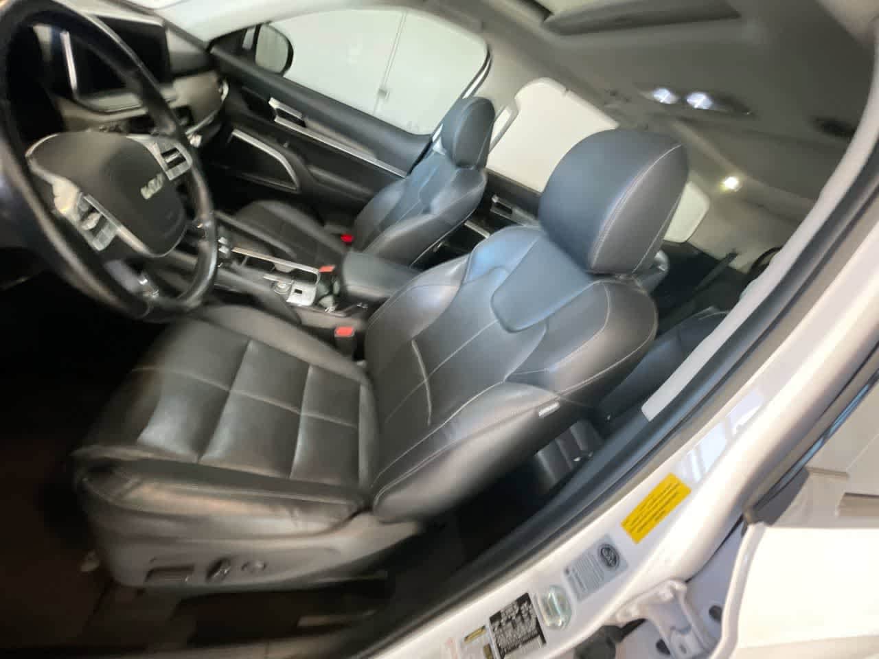 Thumbnail: 2022 Kia Telluride - 11