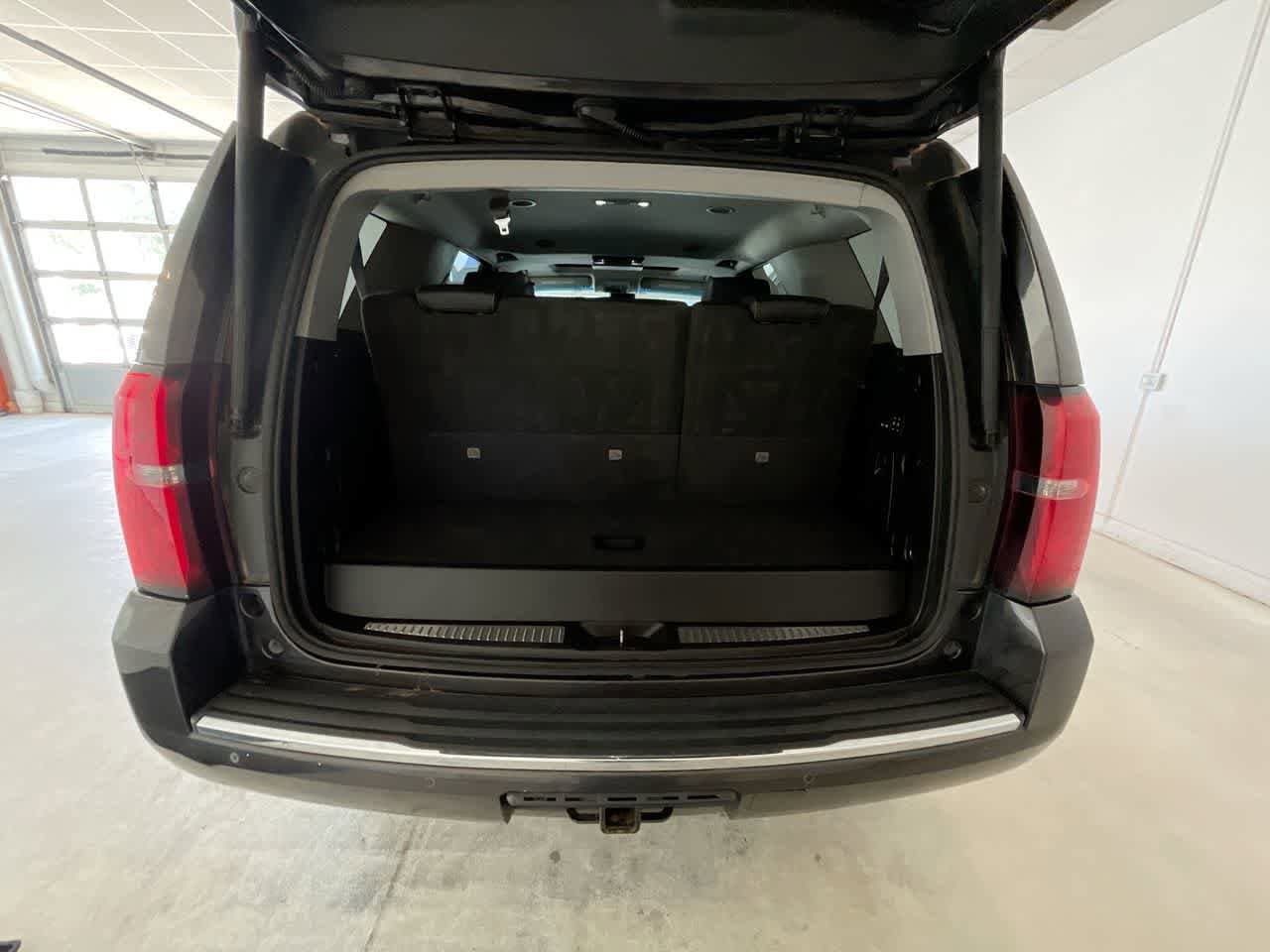 Thumbnail: 2015 Chevrolet Tahoe - 25