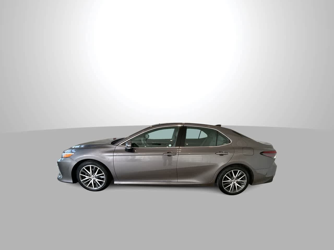 Thumbnail: 2023 Toyota Camry - 5