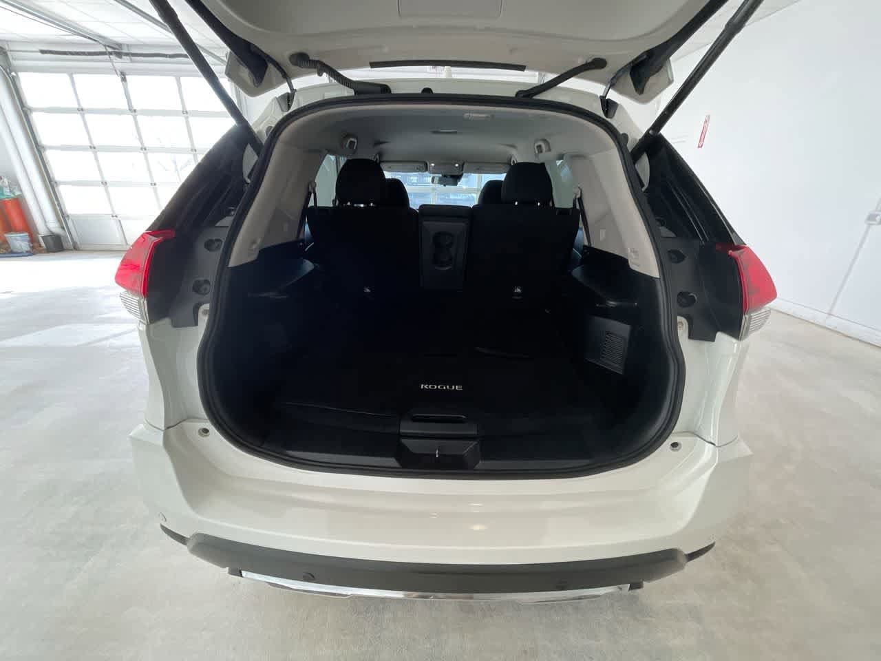 Thumbnail: 2019 Nissan Rogue - 22