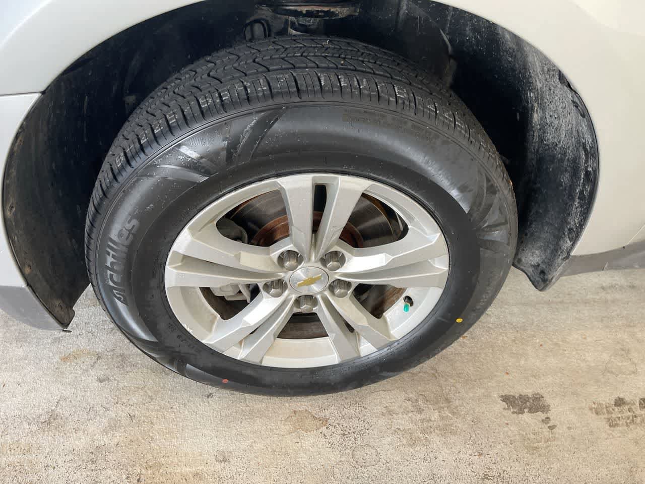 Thumbnail: 2012 Chevrolet Equinox - 10