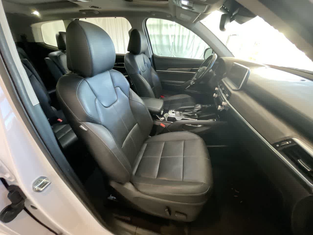 Thumbnail: 2022 Kia Telluride - 26