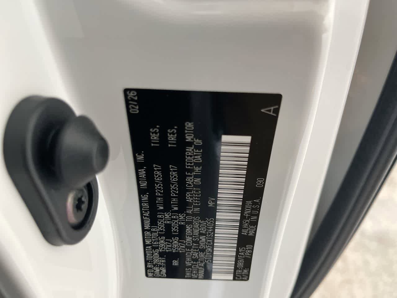 Thumbnail: 2026 Toyota Sienna - 29