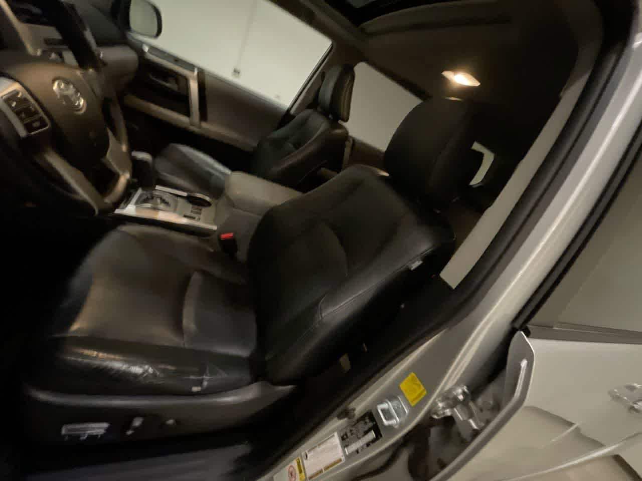 Thumbnail: 2011 Toyota 4Runner - 11