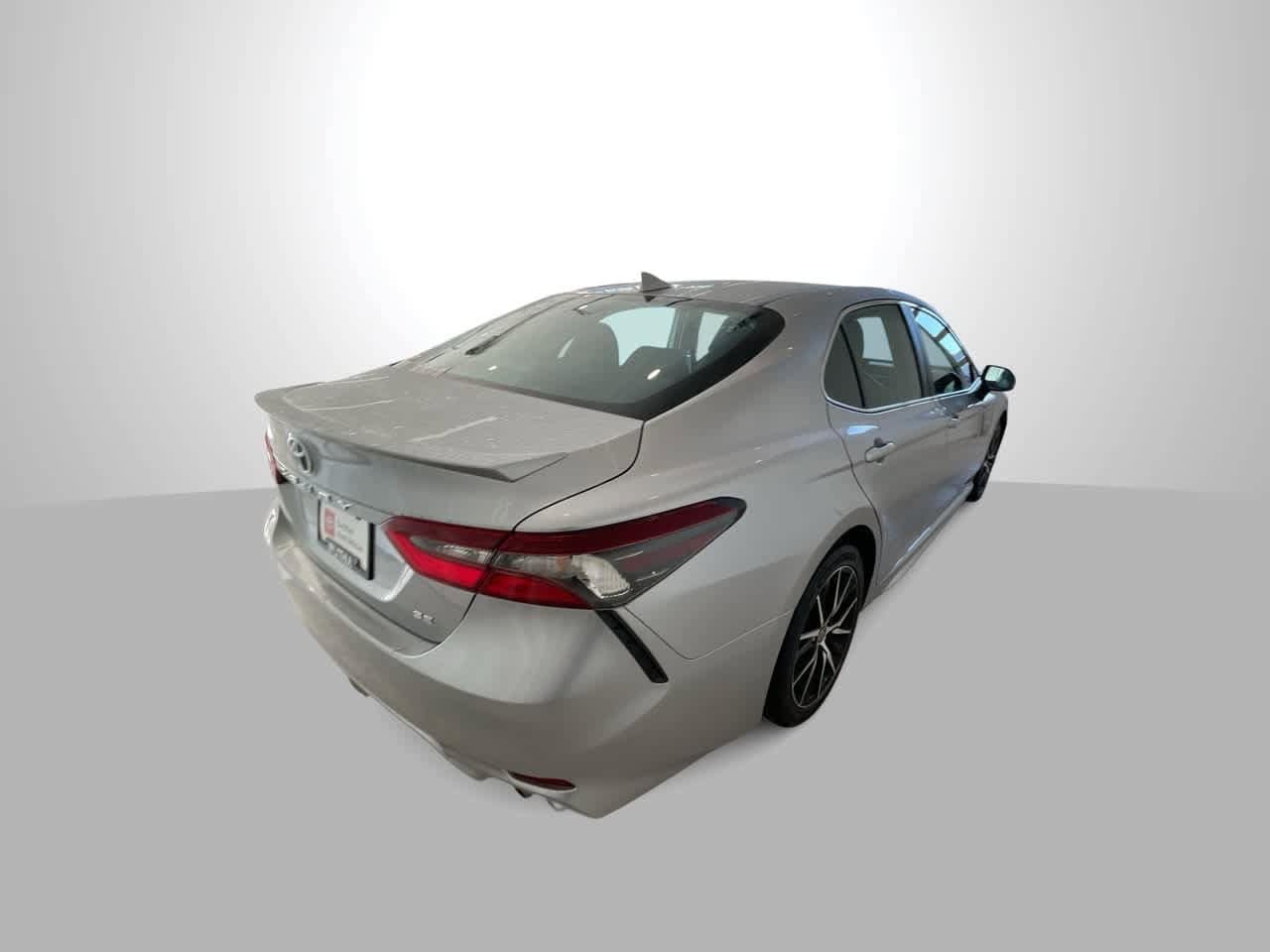 Thumbnail: 2023 Toyota Camry - 8