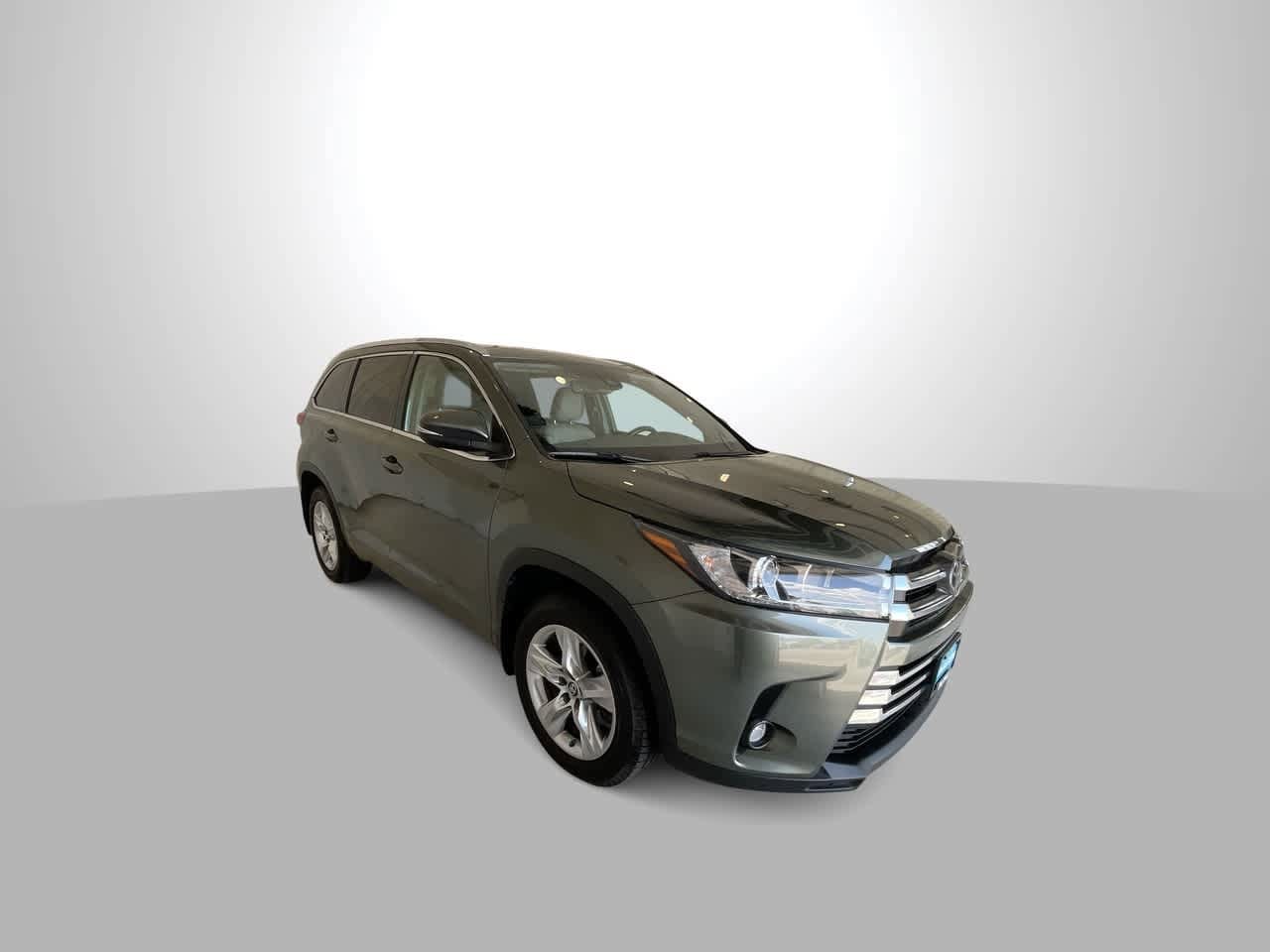 Used 2019 Toyota Highlander Limited with VIN 5TDDZRFH1KS991685 for sale in Billings, MT