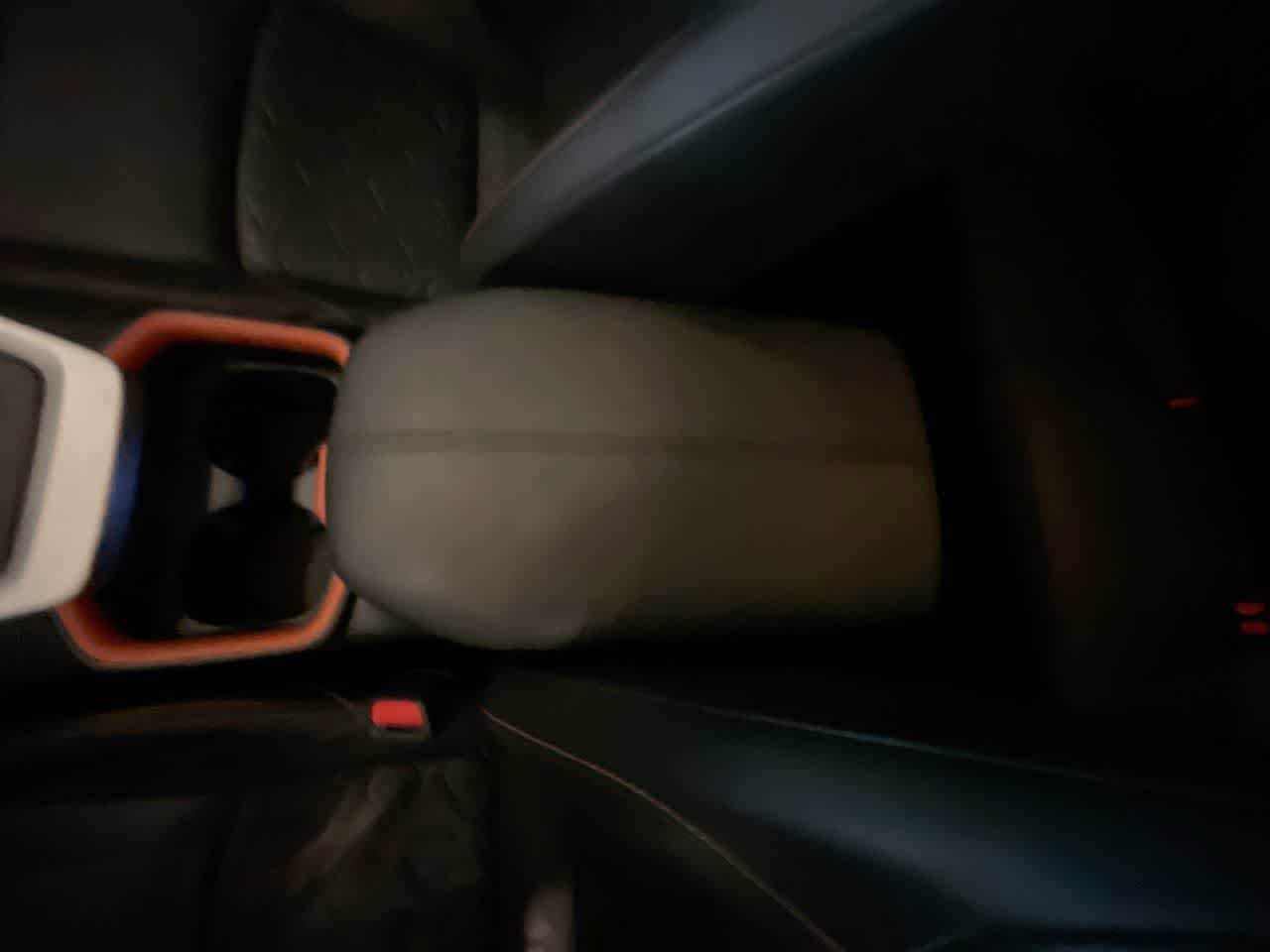 Thumbnail: 2019 Toyota RAV4 - 21