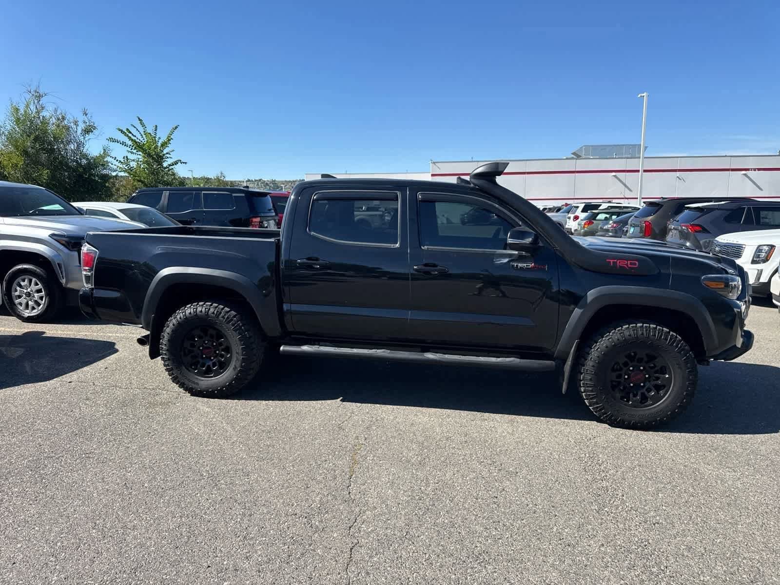 Thumbnail: 2019 Toyota Tacoma - 11