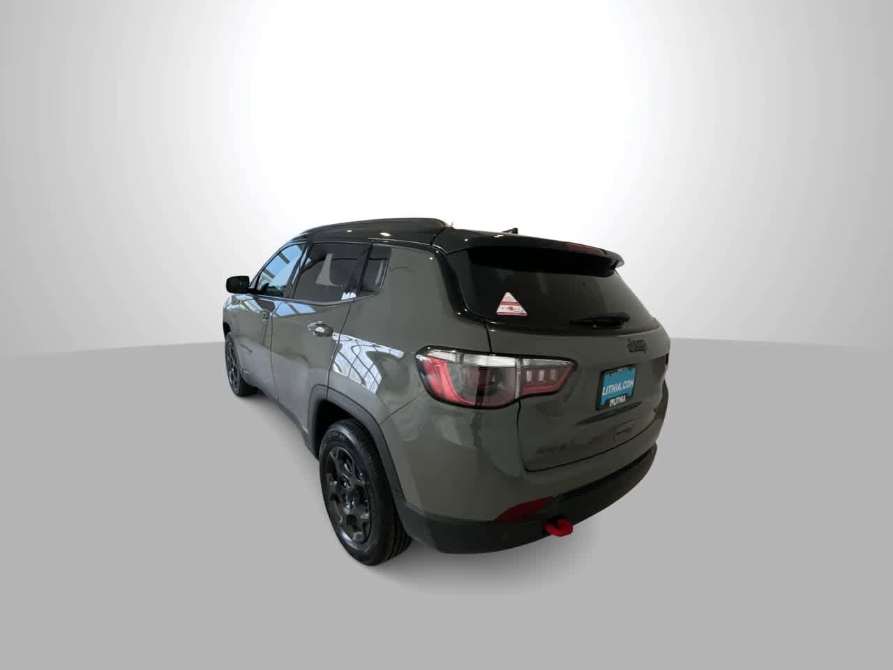 Thumbnail: 2023 Jeep Compass - 6