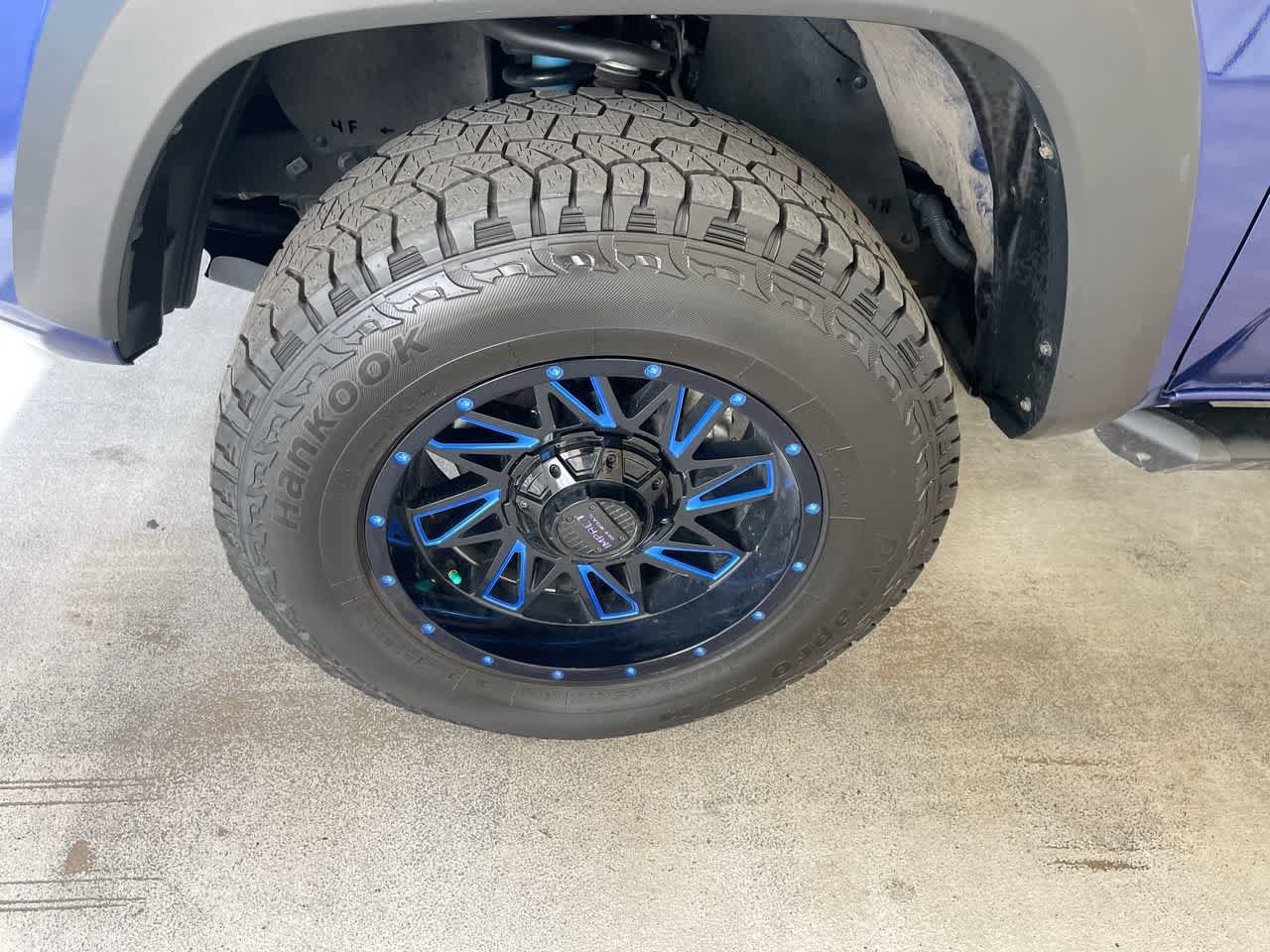 Thumbnail: 2023 Toyota Tacoma - 10