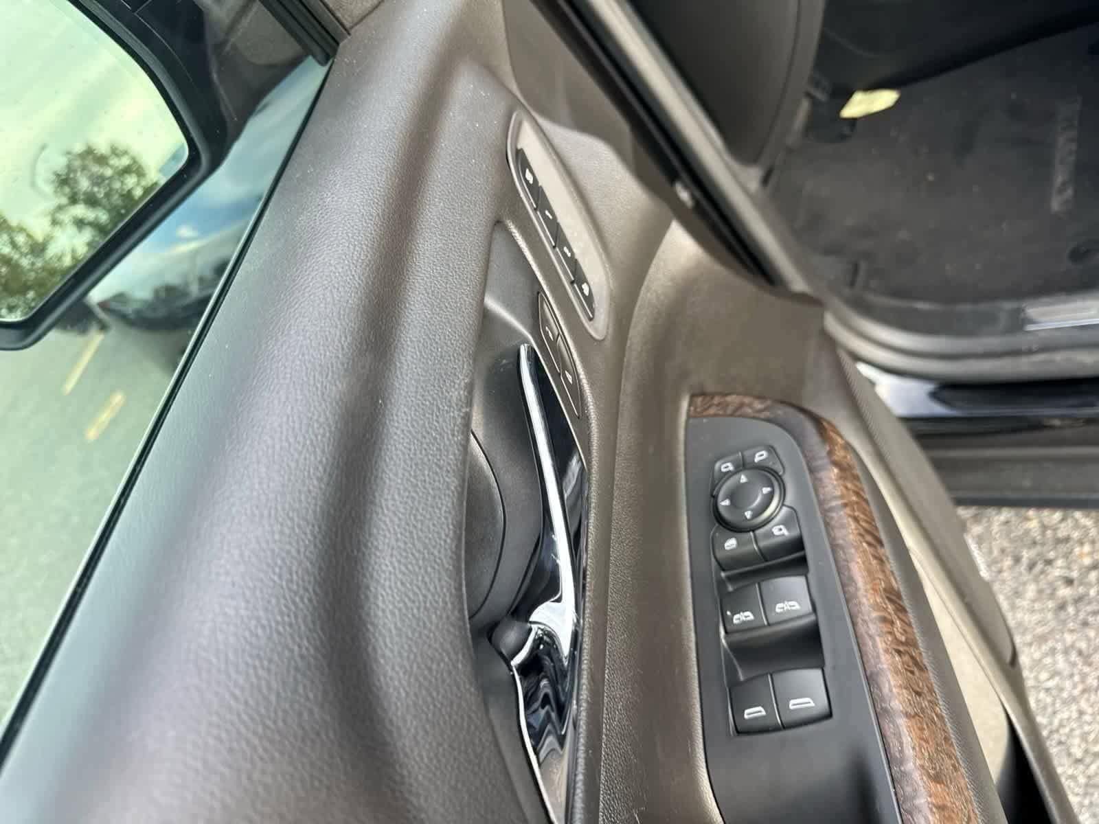 Thumbnail: 2021 GMC Acadia - 44