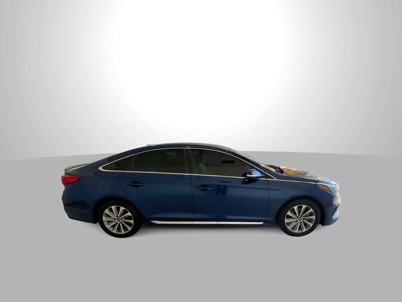 Thumbnail: 2017 Hyundai Sonata - 9