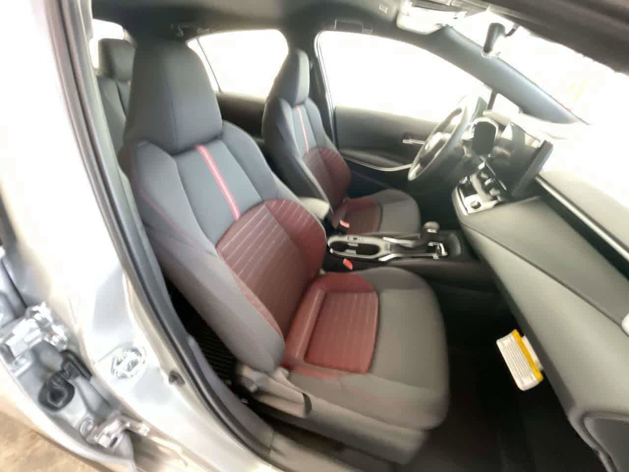 Thumbnail: 2025 Toyota Corolla - 30