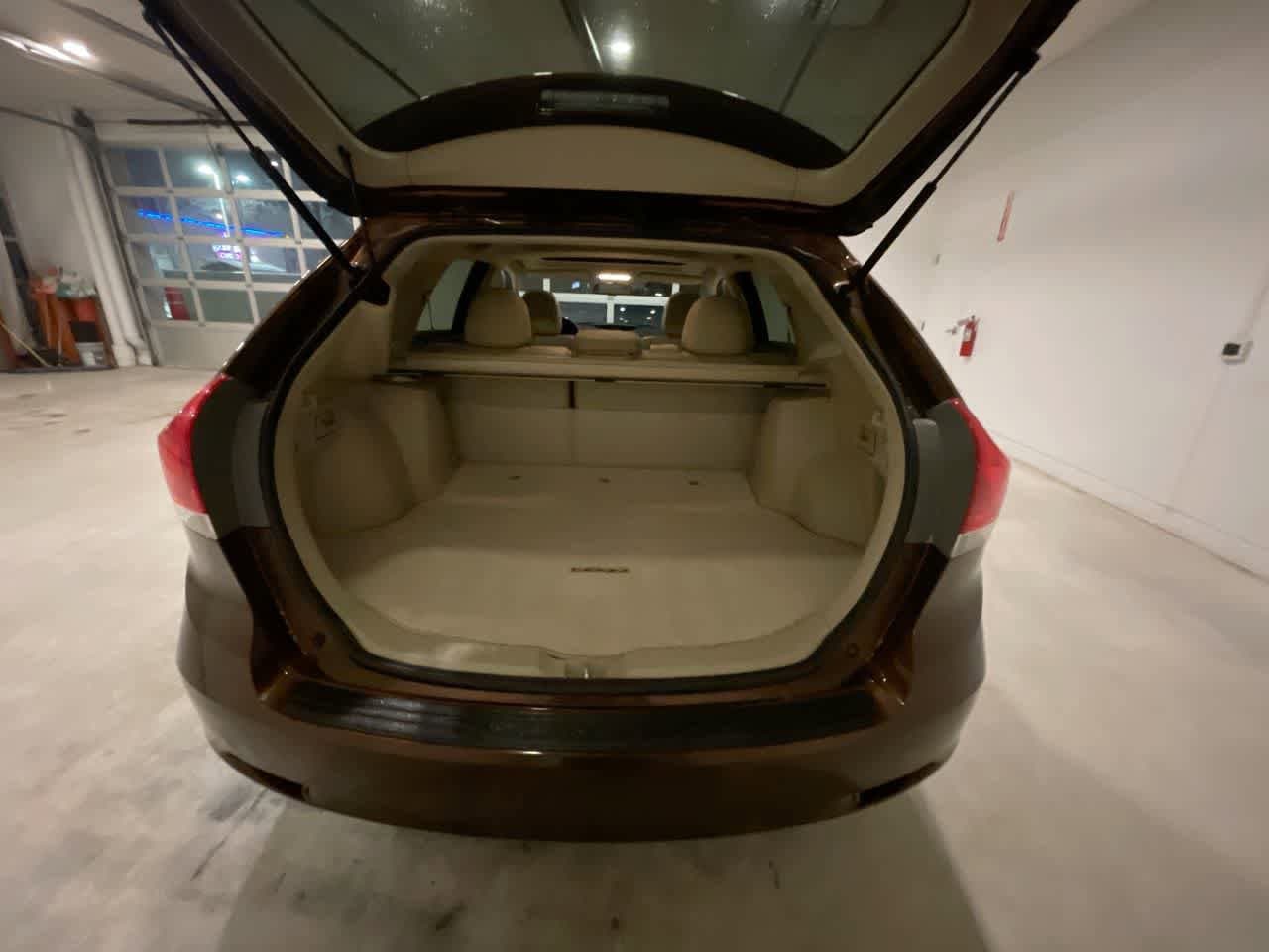 Thumbnail: 2009 Toyota Venza - 24