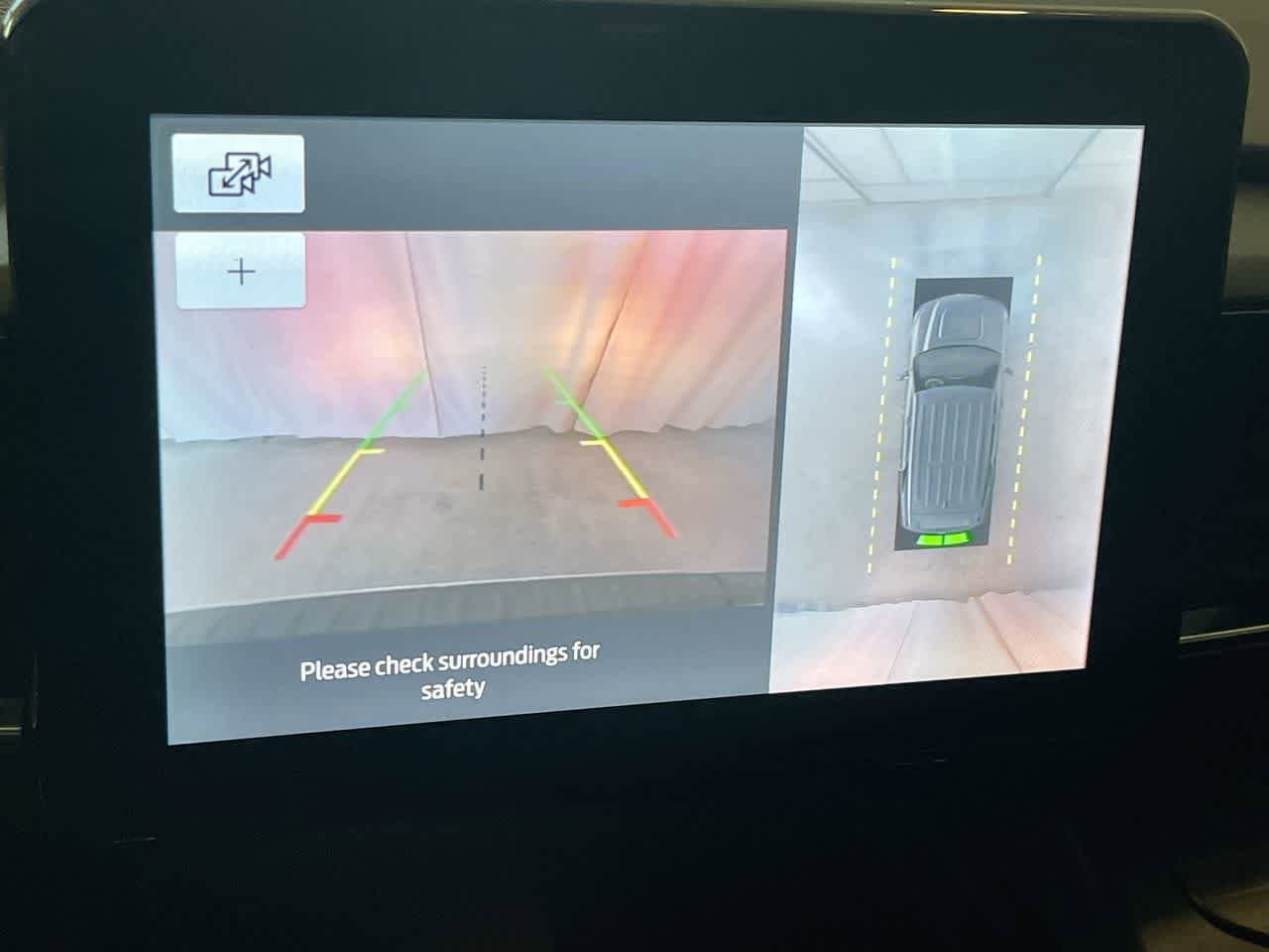 Thumbnail: 2020 Ford Explorer - 17