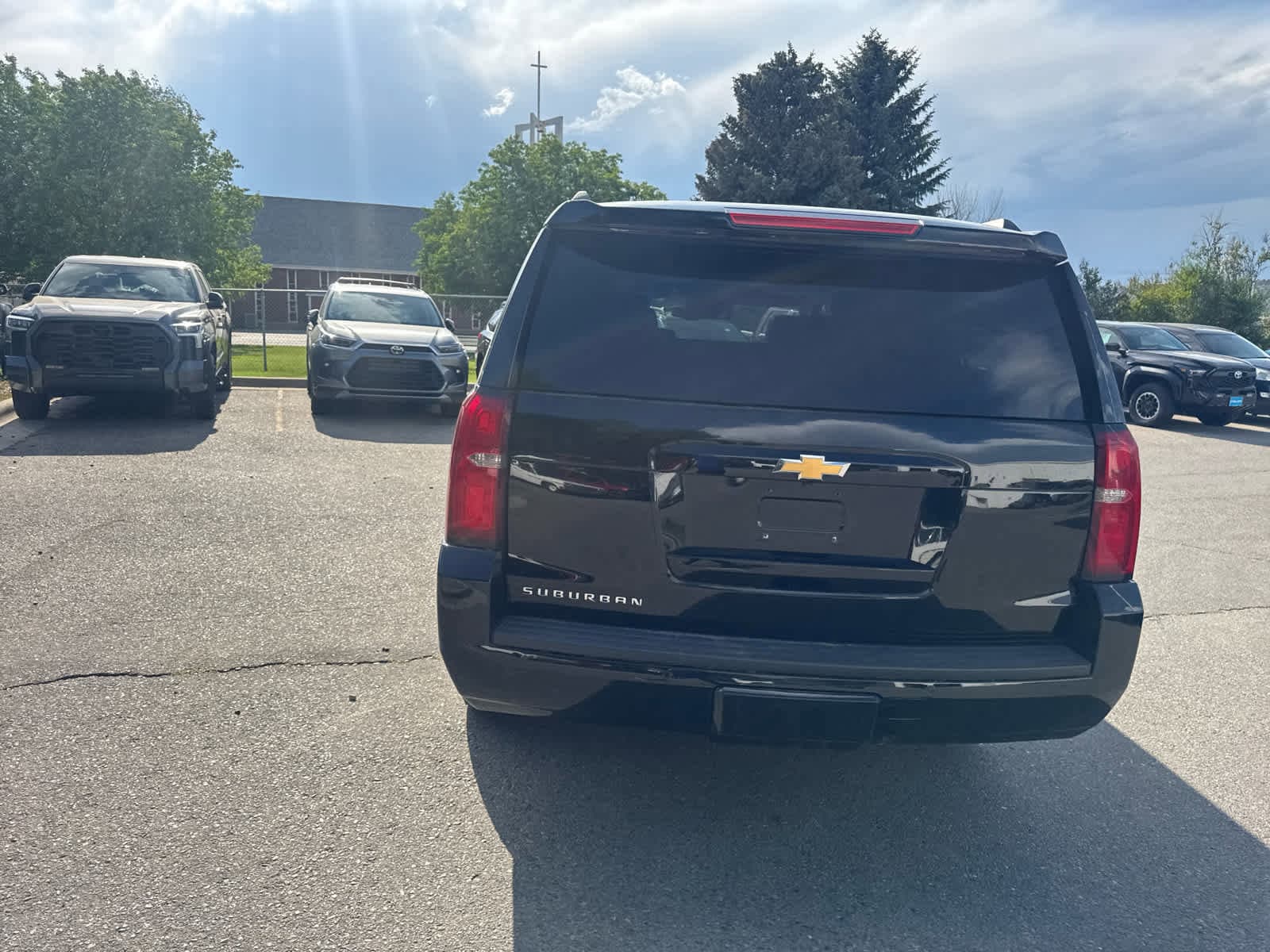 Thumbnail: 2018 Chevrolet Suburban - 15