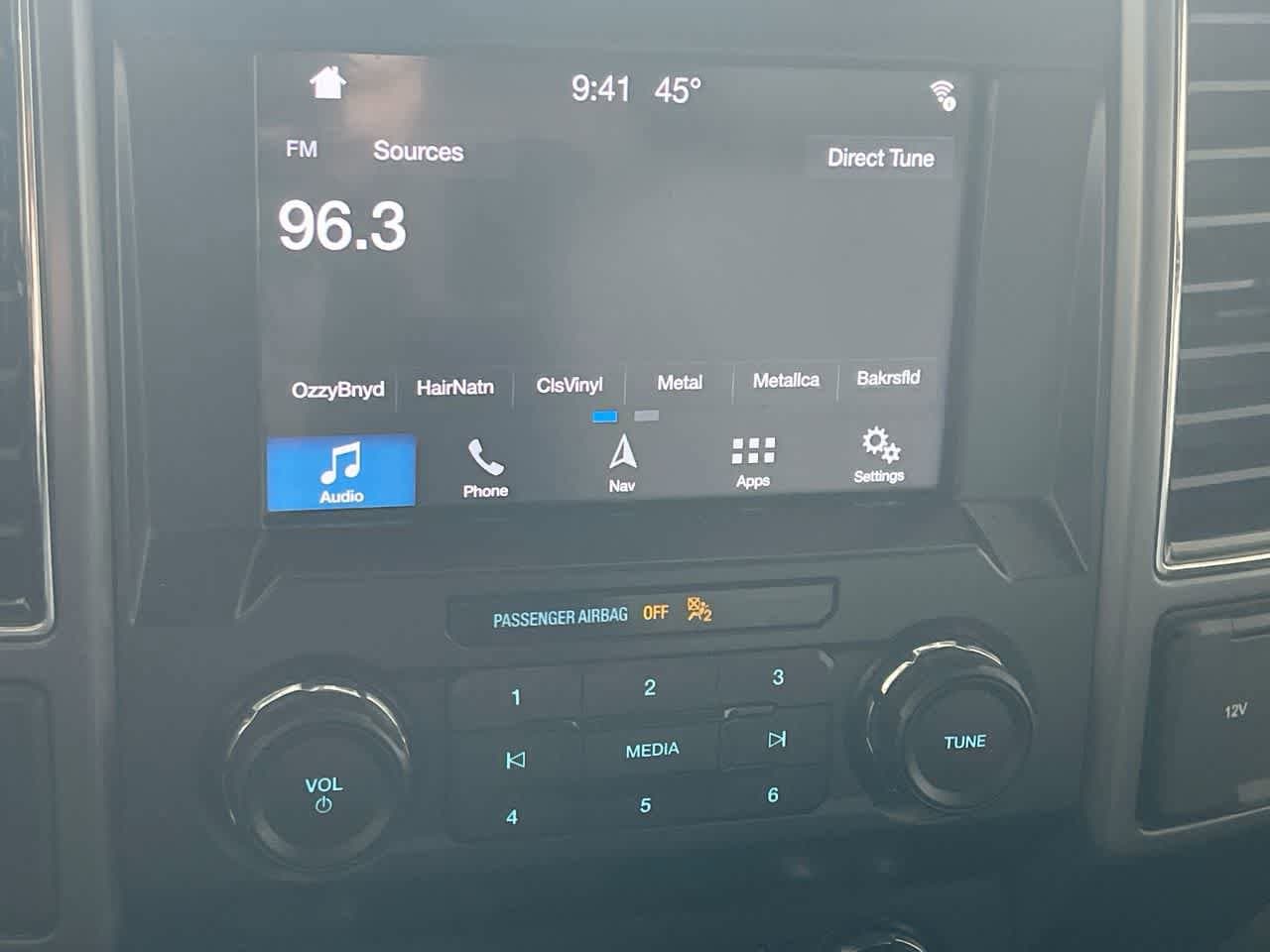 Thumbnail: 2019 Ford F-150 - 16