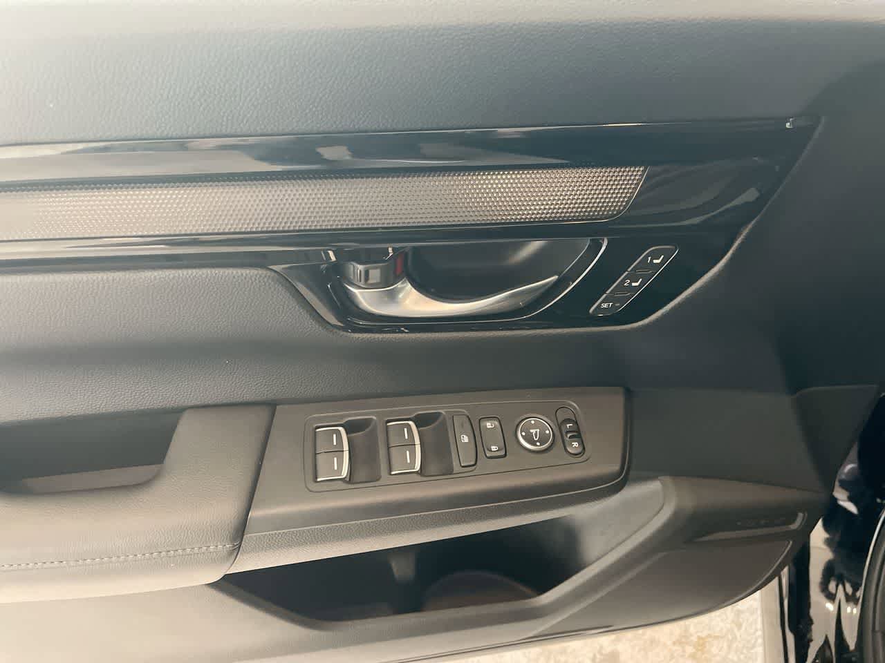 Thumbnail: 2023 Honda CR-V - 13