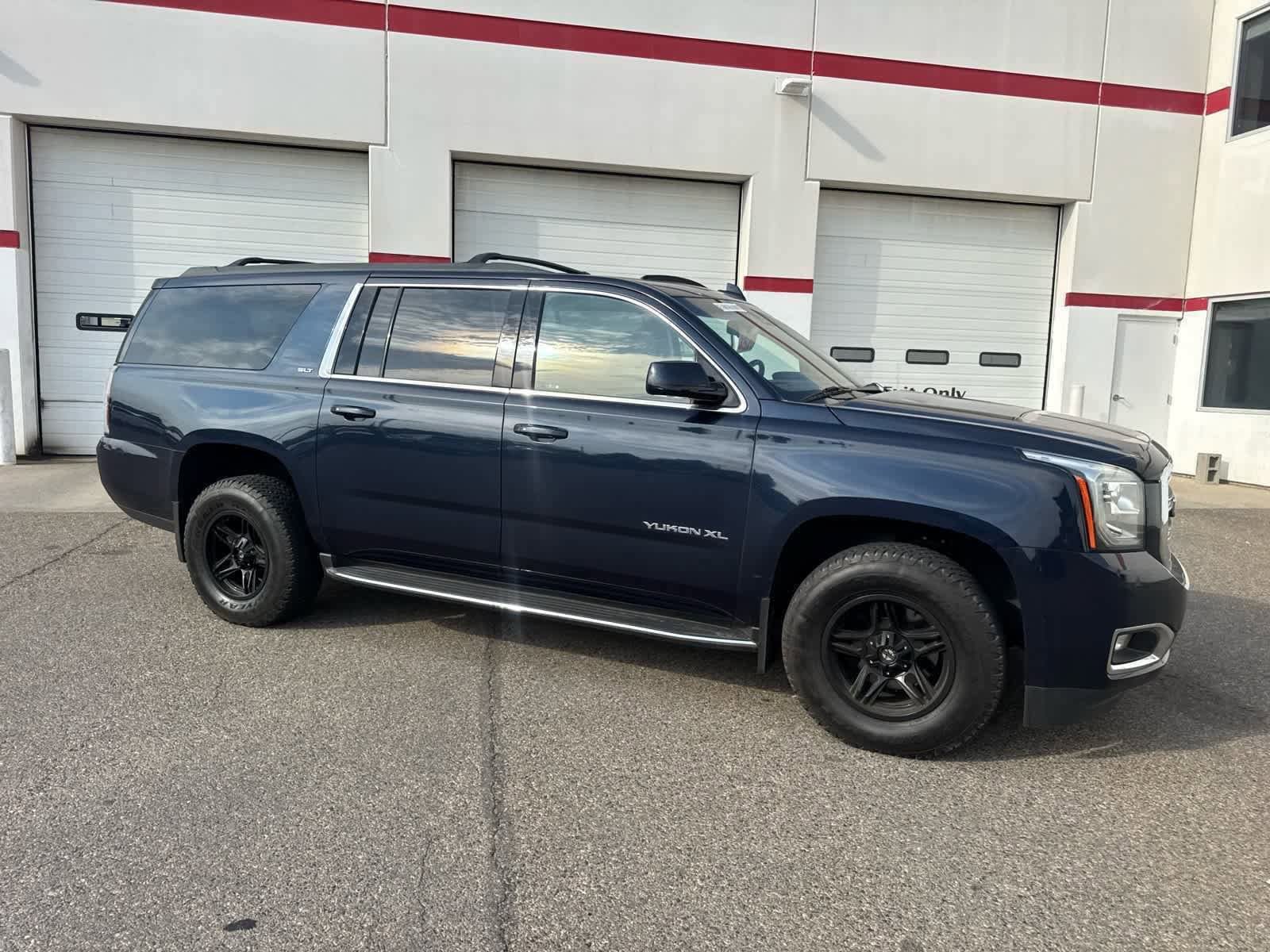 Thumbnail: 2019 GMC Yukon XL - 6