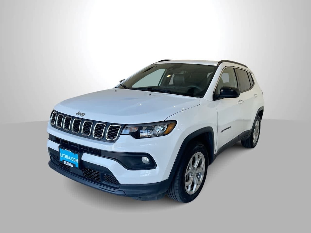 Used 2024 Jeep Compass Latitude Sport Utility