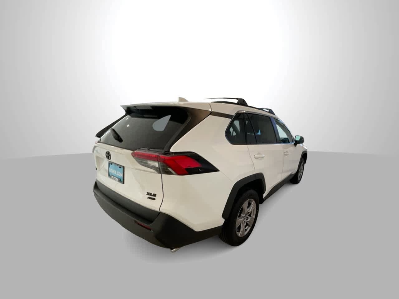 Thumbnail: 2025 Toyota RAV4 - 8