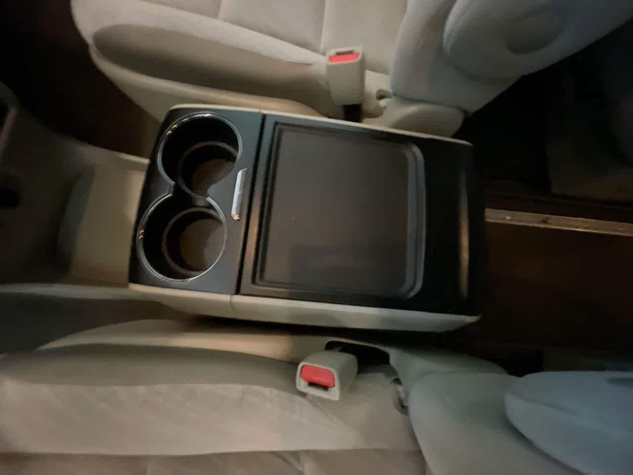 Thumbnail: 2020 Toyota Sienna - 21