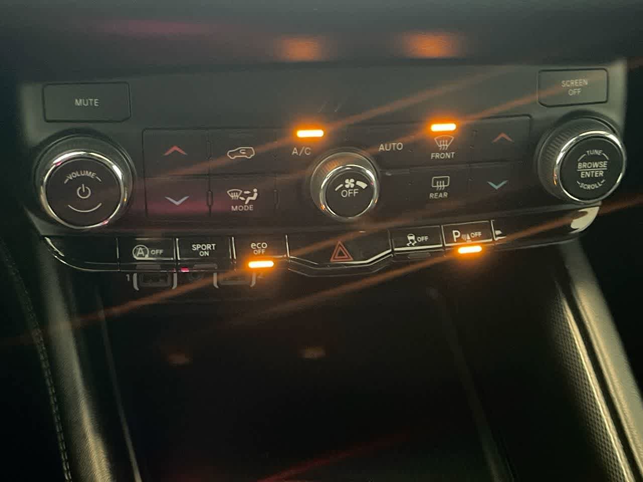 Thumbnail: 2021 Dodge Durango - 19